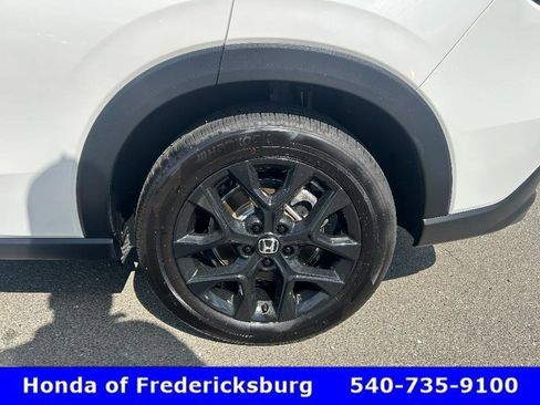Certified 2025 Honda HR-V Sport image 33