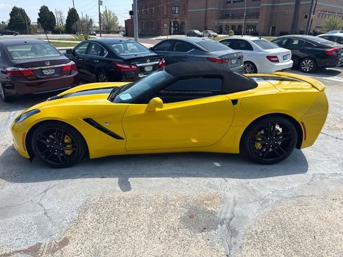 Used 2014 Chevrolet Corvette Stingray Convertible w/ 2LT Preferred Equipment Group image 9