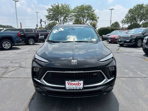 Certified 2024 Buick Encore GX Sport Touring FWD image 4