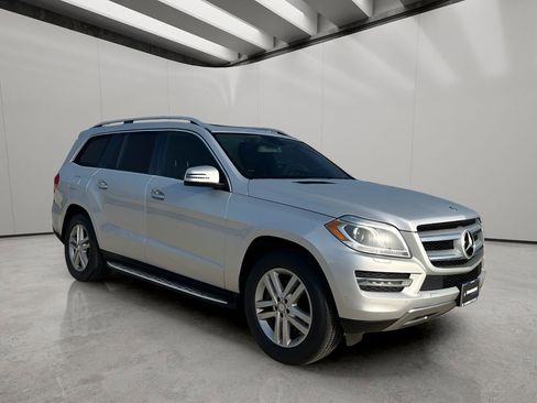 Used 2016 Mercedes-Benz GL 450 4MATIC image 7
