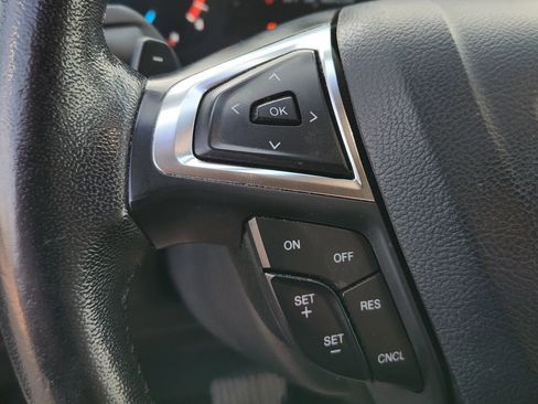 Used 2017 Ford Edge SEL w/ Class II Trailer Tow Package image 32