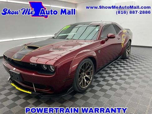 Used 2018 Dodge Challenger SRT Hellcat RWD image 1