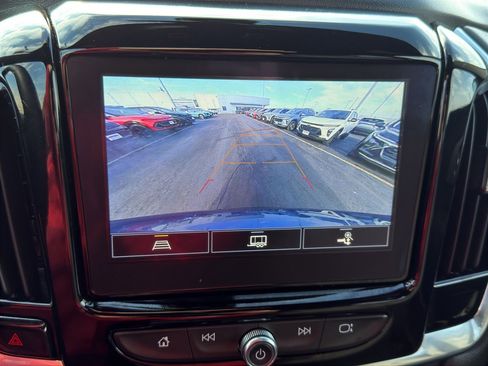 Used 2023 Chevrolet Traverse LT w/ LPO, Floor Liner Package image 20