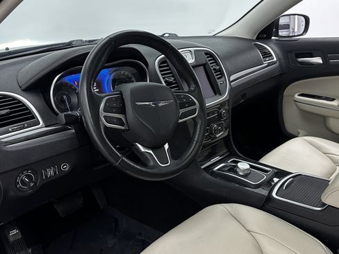 Used 2021 Chrysler 300 Touring L w/ Popular Equipment Group image 11