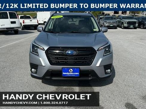 Used 2022 Subaru Forester Premium image 9