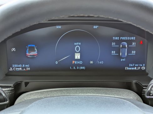 Used 2024 Lincoln Corsair FWD w/ Equipment Group 101A image 23