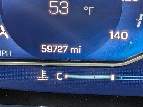 Used 2022 Chevrolet Tahoe Premier w/ Premium Package image 23