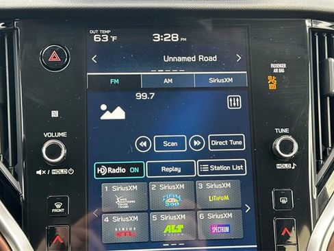 Used 2023 Subaru Outback Touring image 18