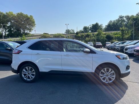 Certified 2023 Ford Edge Titanium w/ Class II Trailer Tow Package AWD/4WD image 5