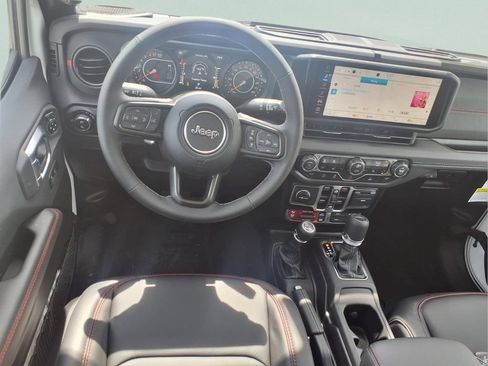 New 2026 Jeep Gladiator Rubicon AWD/4WD image 13