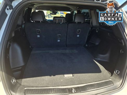 Used 2023 Jeep Grand Cherokee Altitude RWD image 22