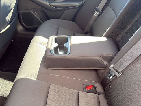 Used 2025 Nissan Altima 2.5 SV FWD image 31