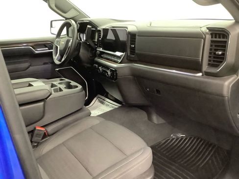 Used 2025 Chevrolet Silverado 1500 LT AWD/4WD image 26