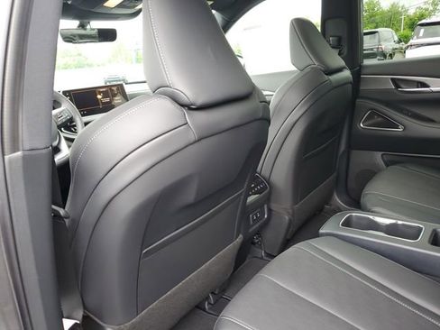 New 2027 INFINITI QX60 Sport w/ Dark Cargo Package AWD/4WD image 18