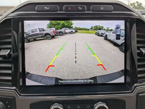 Used 2022 Ford F250 Lariat w/ Tremor Off-Road Package AWD/4WD image 29