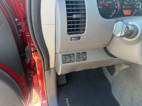 Used 2015 Nissan Frontier SV w/ SV Value Truck Package image 12