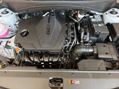 Used 2026 Kia Sportage EX FWD image 35