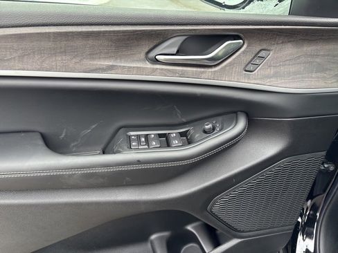 New 2025 Jeep Grand Cherokee L Limited w/ Trailer Tow Package image 20