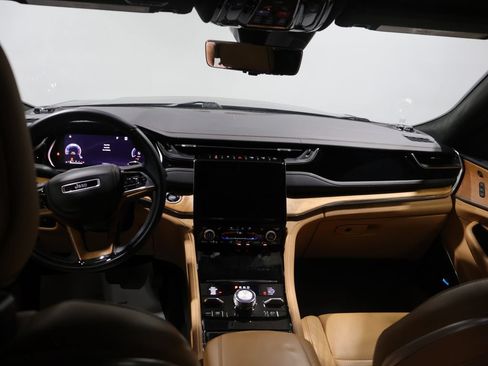 Certified 2023 Jeep Grand Cherokee L Summit AWD/4WD image 18