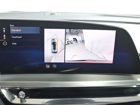 Used 2024 Cadillac Lyriq Sport image 19