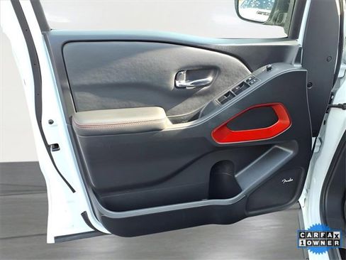 Used 2023 Nissan Frontier PRO-4X w/ Pro Convenience Package image 18