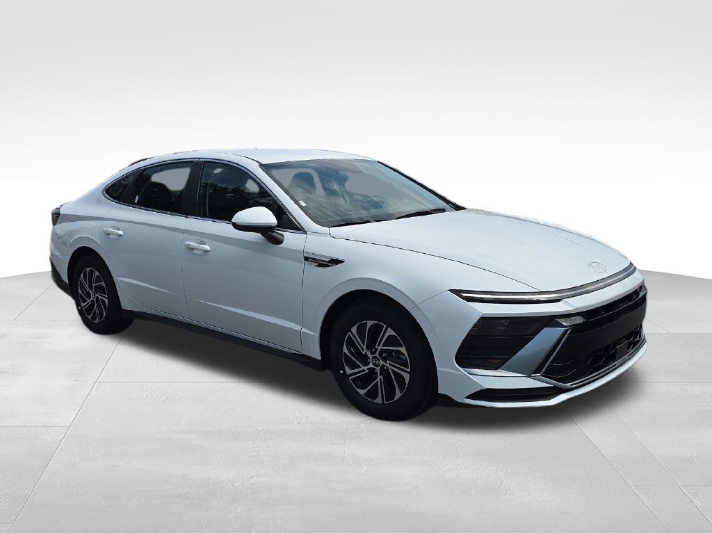 New 2026 Hyundai Sonata Blue FWD image 7