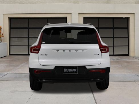 New 2026 Volvo XC40 B5 Plus w/ Protection Package Premier image 4