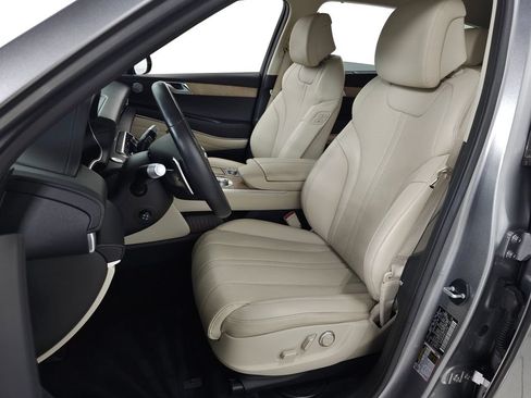 Used 2024 Genesis GV80 2.5T AWD/4WD image 18