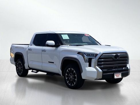 Used 2024 Toyota Tundra Limited AWD/4WD image 12