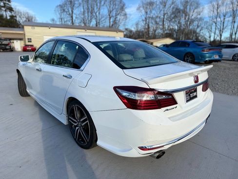 Used 2016 Honda Accord EX-L image 14