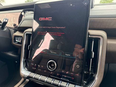 New 2026 GMC Yukon XL Denali Ultimate w/ LPO, Illumination Package AWD/4WD image 24