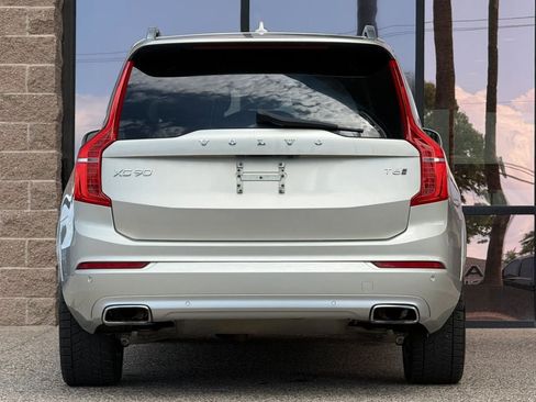 Used 2016 Volvo XC90 T6 Momentum w/ Momentum Plus Package AWD/4WD image 10