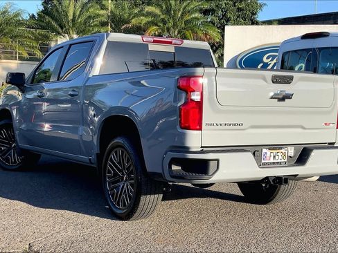 Used 2025 Chevrolet Silverado 1500 RST w/ Convenience Package II image 4