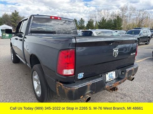 Used 2017 RAM 1500 Express AWD/4WD image 9