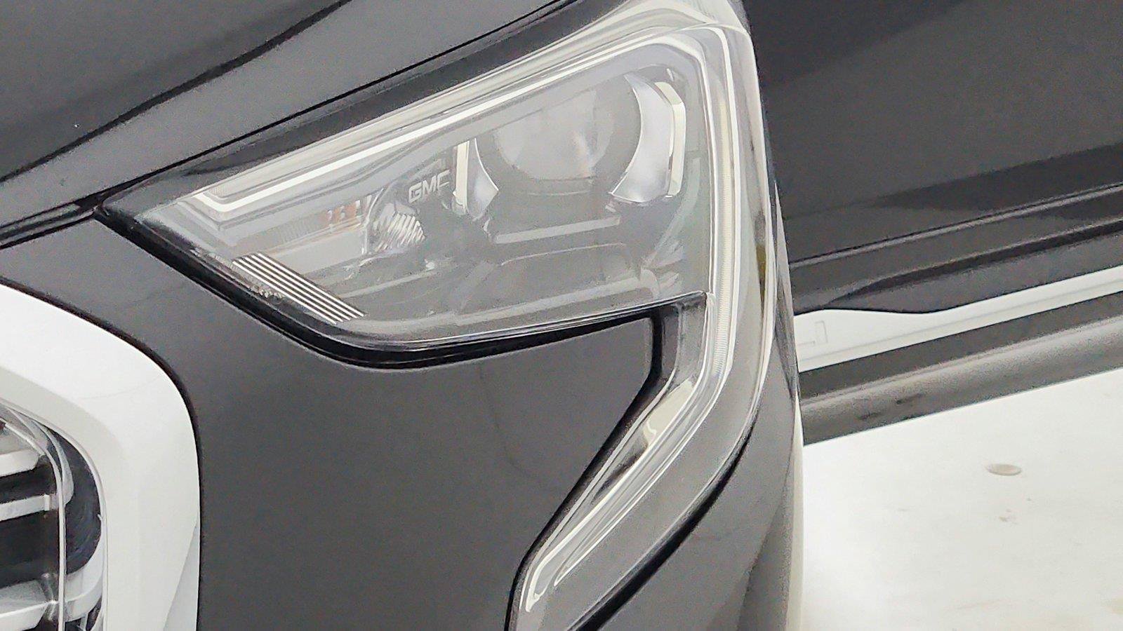 Used 2020 GMC Terrain Denali w/ Denali Premium Package AWD/4WD image 39