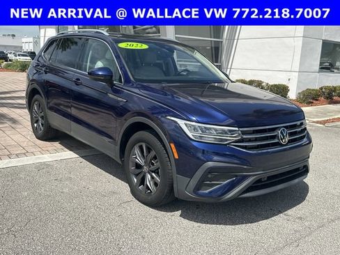 Certified 2022 Volkswagen Tiguan SE FWD image 5