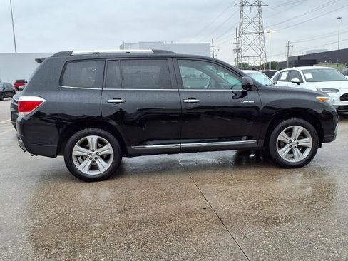 Used 2013 Toyota Highlander Limited FWD image 26