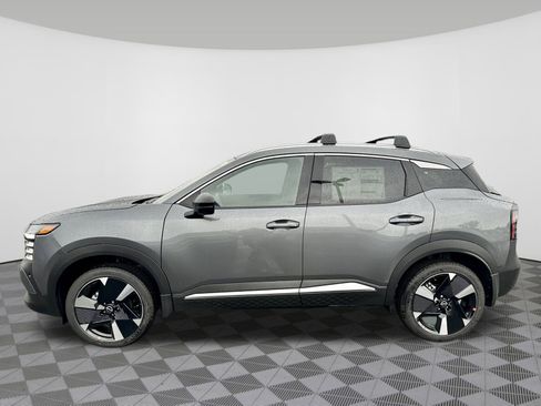 New 2026 Nissan Kicks SR image 10