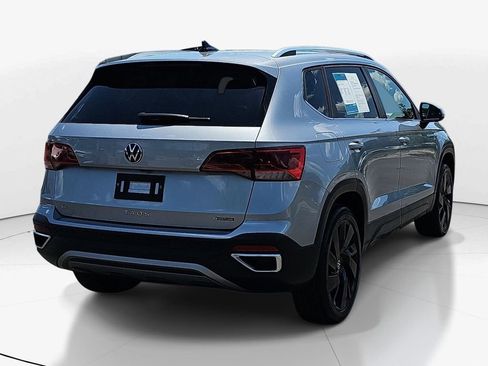 Used 2024 Volkswagen Taos SE AWD/4WD image 6