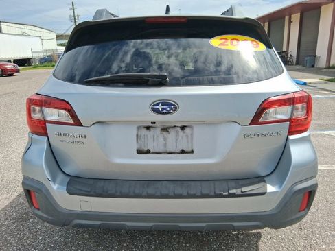 Used 2019 Subaru Outback 2.5i Premium AWD/4WD image 4