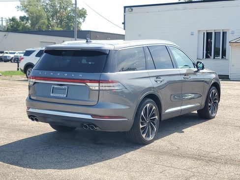 Used 2024 Lincoln Aviator Reserve w/ Equipment Group 201A AWD/4WD image 6