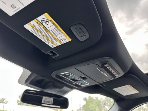 New 2025 Ford F250 Platinum w/ Tremor Off-Road Package image 37