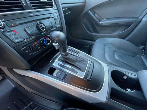 Used 2010 Audi A4 2.0T Premium image 19