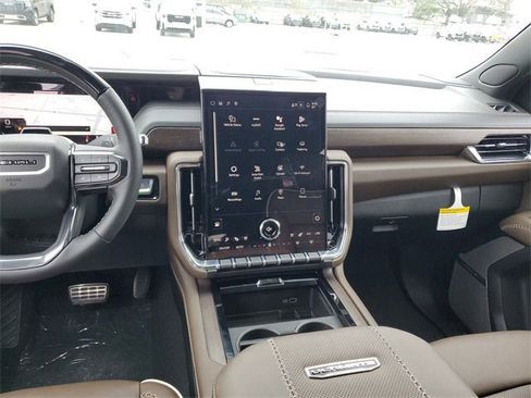 New 2026 GMC Yukon XL Denali Ultimate image 14