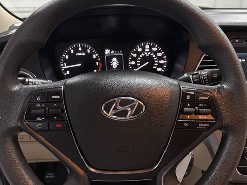 Used 2017 Hyundai Sonata Sport FWD image 15