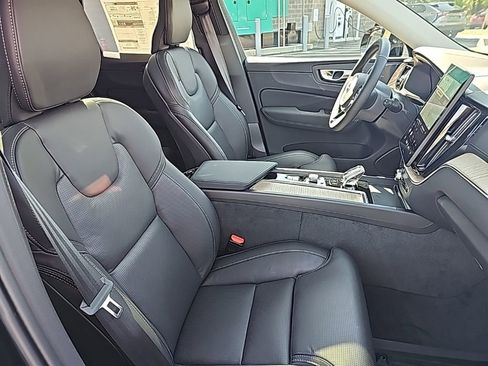 New 2026 Volvo XC60 B5 Ultra w/ Protection Package Premier image 15