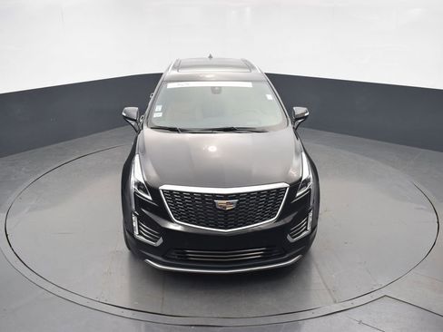 Certified 2024 Cadillac XT5 Premium Luxury w/ Technology Package AWD/4WD image 40