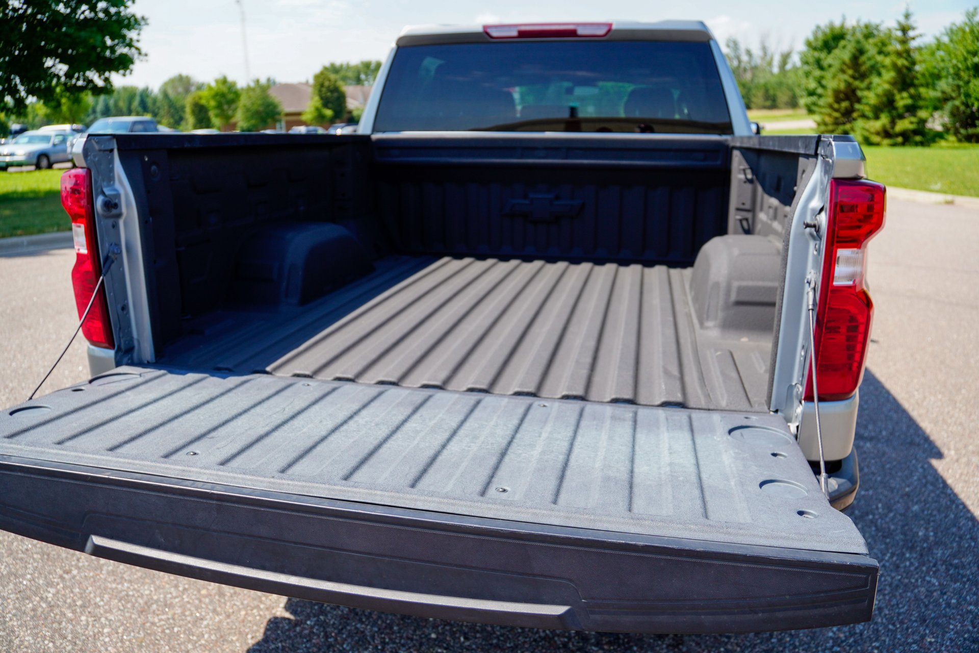 Used 2024 Chevrolet Silverado 1500 Custom Trail Boss w/ LPO, Dark Essentials Package AWD/4WD image 17