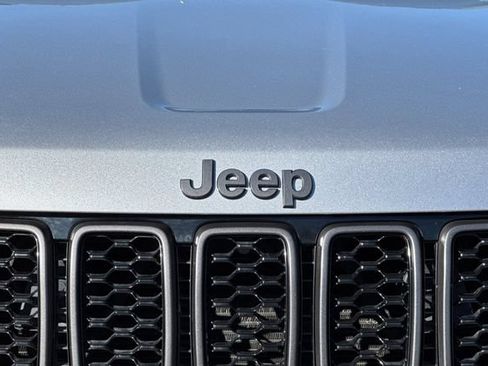 Used 2021 Jeep Grand Cherokee High Altitude AWD/4WD image 47