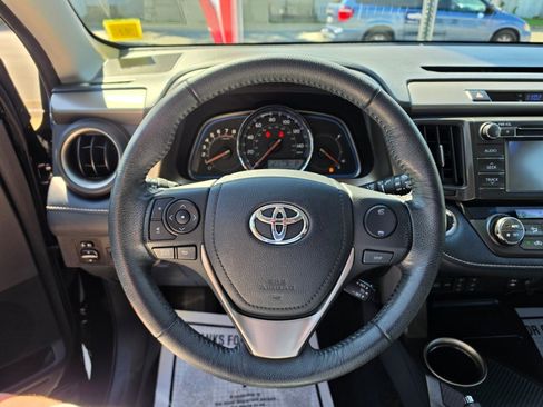 Used 2013 Toyota RAV4 Limited AWD/4WD image 21
